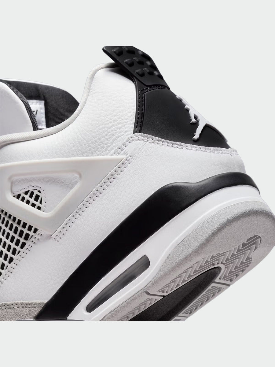 Tenis Jordan 4 Military Black
