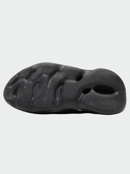 TENIS YEEZY FOAM RNR ONYX