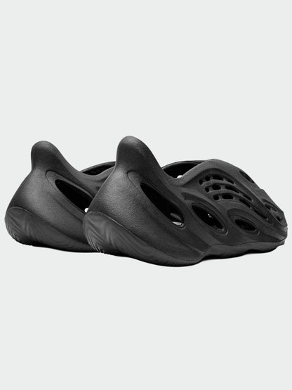 TENIS YEEZY FOAM RNR ONYX