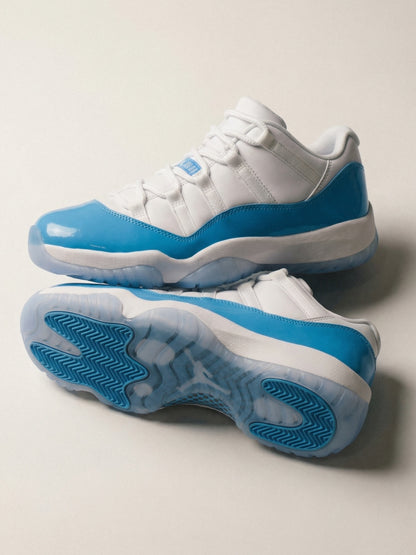 TENIS JORDAN 11 LOW UNIVERSITY BLUE
